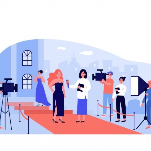 reporter-interviewing-famous-celebrity_179970-1894